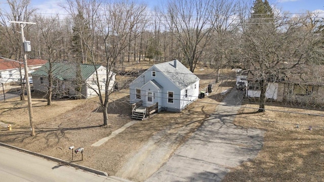 exterior space featuring driveway