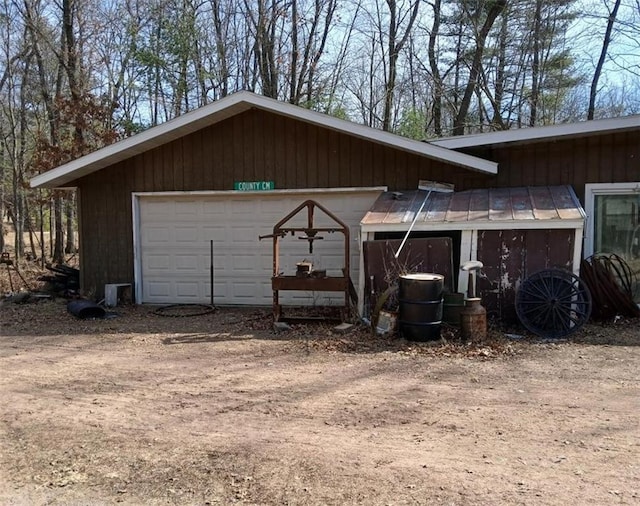 view of detached garage