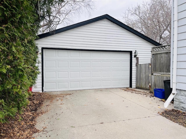 view of detached garage