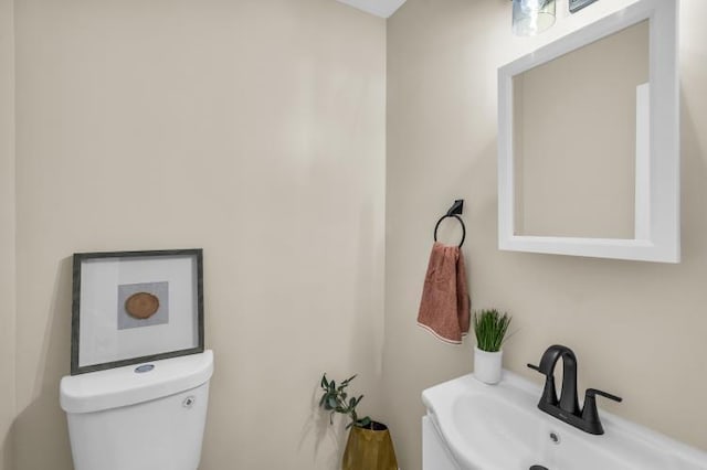 bathroom featuring a sink and toilet