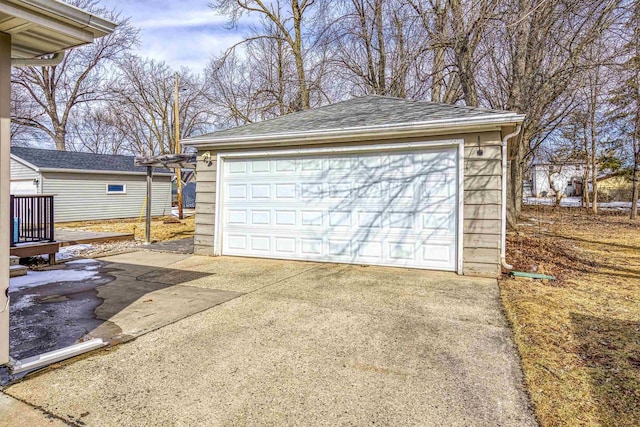 view of detached garage