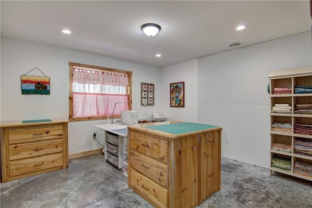 interior space featuring visible vents and recessed lighting