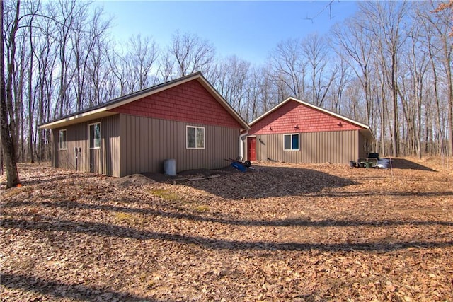 view of side of property