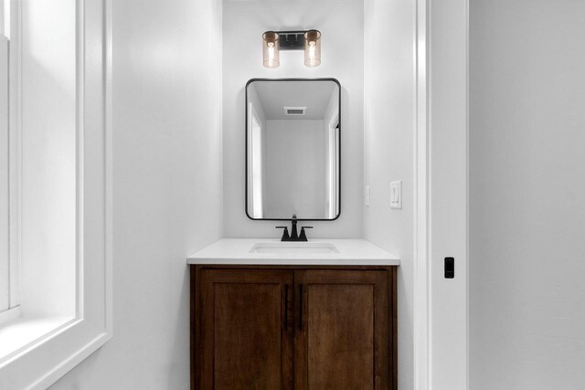 1362 Highland Ridge Dr, De Pere, WI 54115 - bathroom featuring vanity