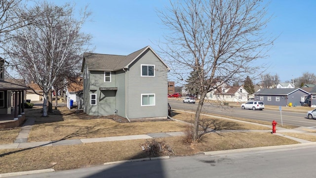 view of front facade featuring a residential view