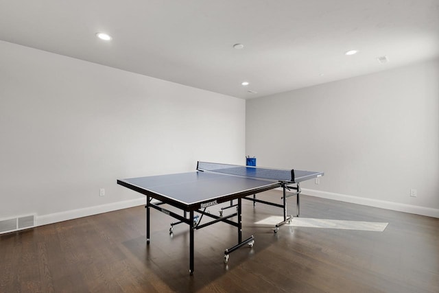 game room featuring recessed lighting, visible vents, baseboards, and wood finished floors