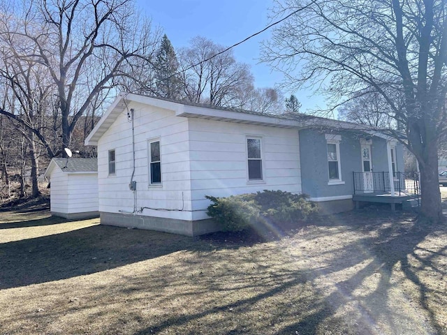 view of side of property