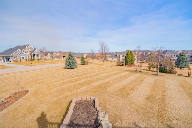 view of yard with a residential view