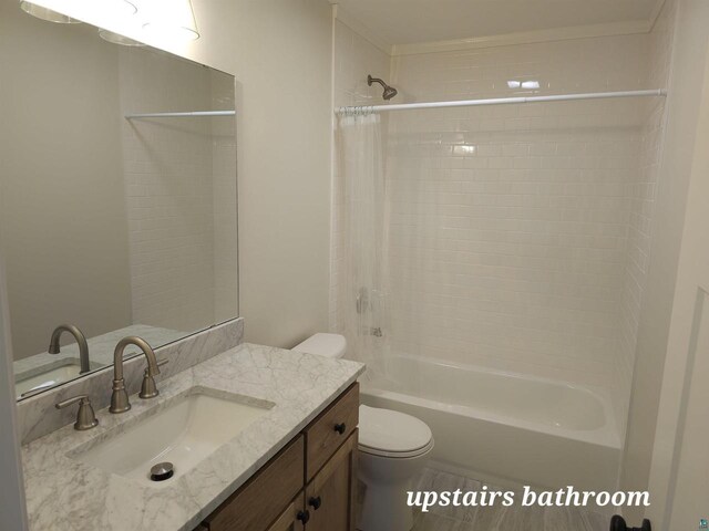 2 S 8th St, Bayfield, WI 54814 - full bathroom featuring toilet, vanity, and shower / tub combo with curtain