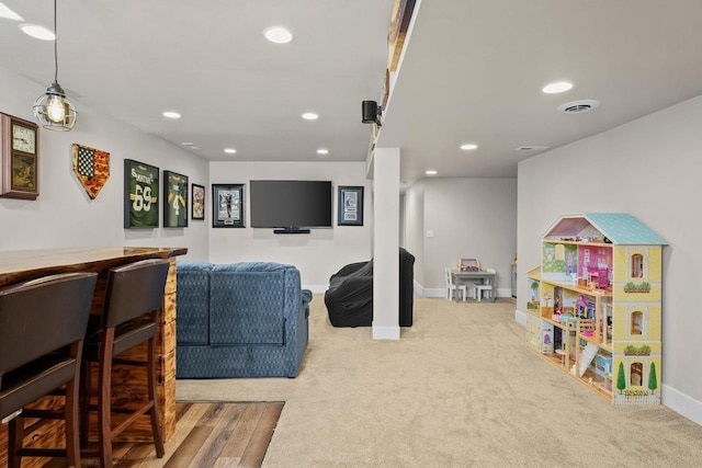 rec room featuring recessed lighting, visible vents, baseboards, and carpet