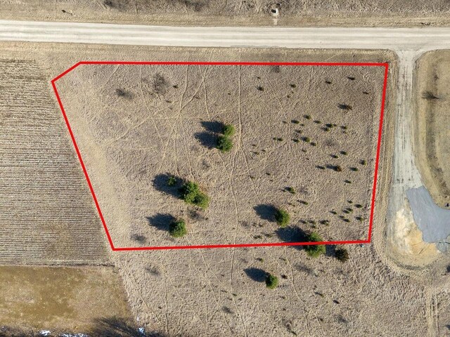 L1076HUNTCLUB Bugle Ct, La Valle, WI 53941