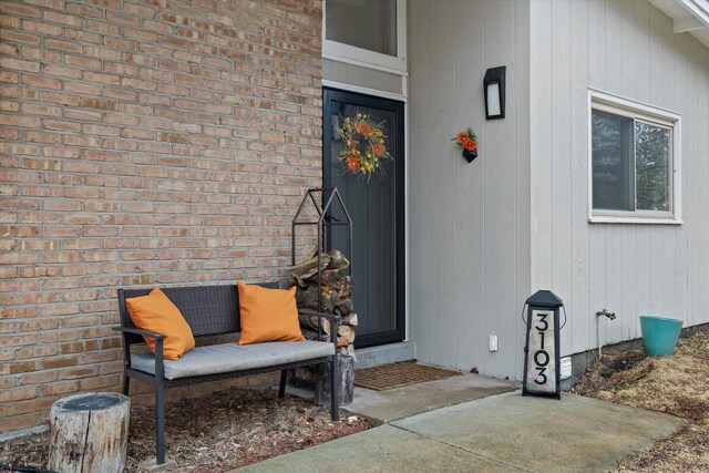3103 W Riverland Dr, Mequon, WI 53092 - view of exterior entry with brick siding