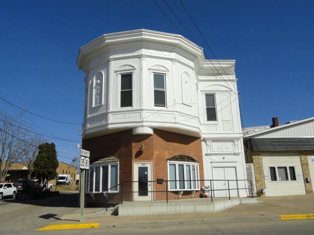 view of building exterior