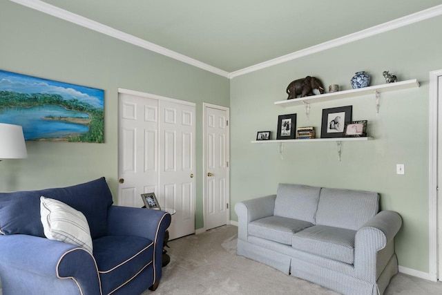 living area with crown molding, carpet flooring, and baseboards