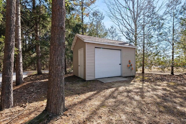 37 E Shore Dr, Random Lake, WI 53075 - view of outdoor structure with an outdoor structure