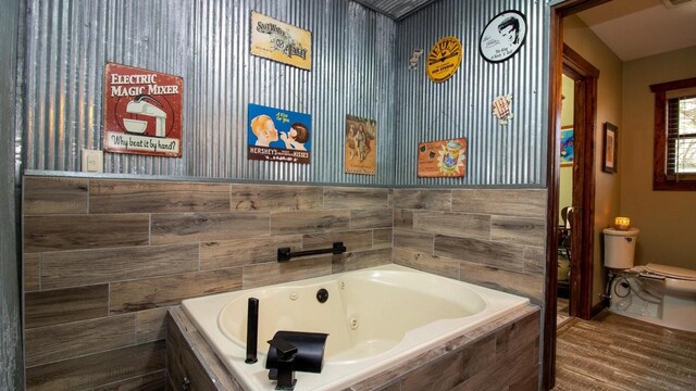 204629 Lake Dr, Rosholt, WI 54473 - bathroom with visible vents, toilet, and a tub with jets