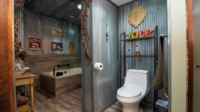 204629 Lake Dr, Rosholt, WI 54473 - full bath with a garden tub, toilet, and wood finished floors