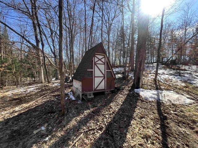 W8204 Kafka Rd, Wausaukee, WI 54159 - view of outbuilding featuring an outdoor structure