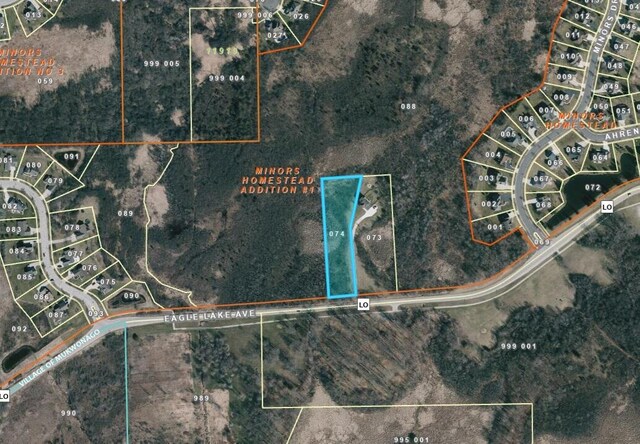 780 Eagle Lake Ave, Mukwonago, WI 53149