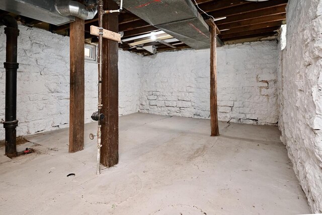 458 High Forest St, Winona, MN 55987 - view of unfinished basement