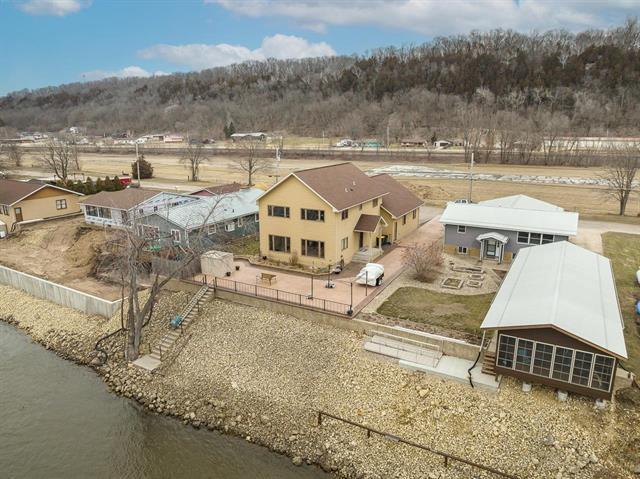 1300 Jack Oak Rd, Cassville, WI 53806 - bird's eye view