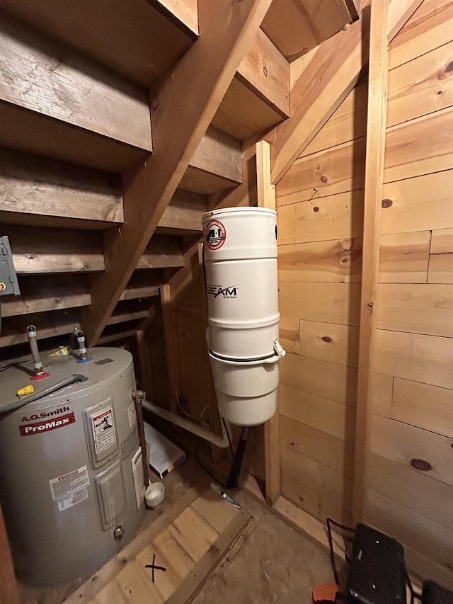 615 Sandy Beach Ct, Warrens, Warrens, WI 54666 - utility room with electric water heater