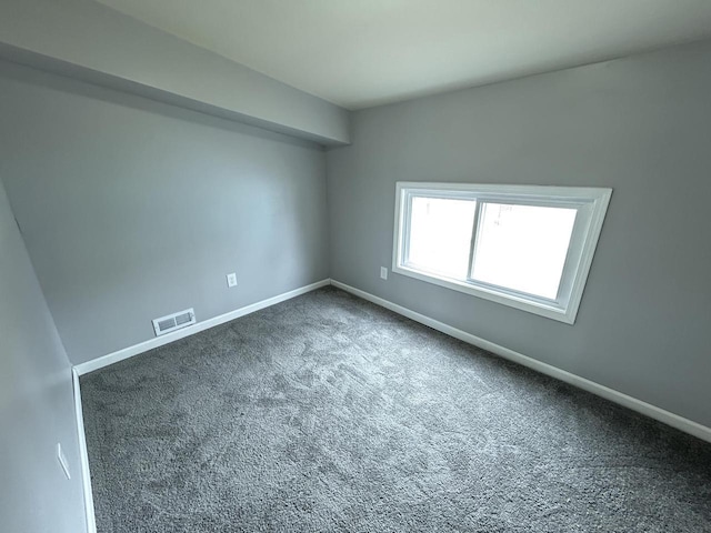 6082 N 36th St, Milwaukee, WI 53209 - carpeted empty room featuring baseboards and visible vents