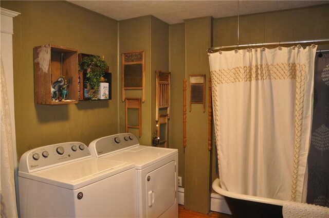 13600 8th St, Osseo, WI 54758 - laundry room featuring laundry area and independent washer and dryer