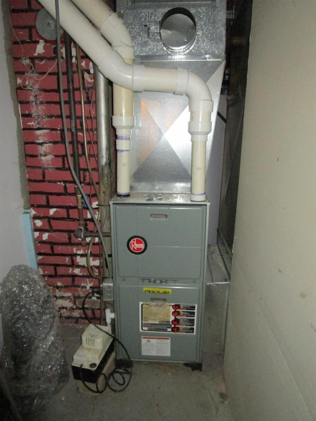 454 Center St, Adams, WI 53910 - utility room featuring heating unit