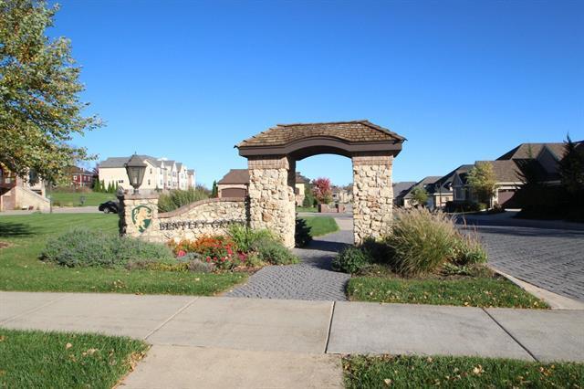 9074 Paddington Pkwy, Verona, WI 53593 - view of community sign