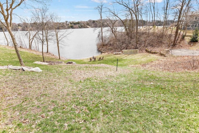 E12275 Timber Ridge Trl, Prairie Du Sac, WI 53578 - view of yard with a water view