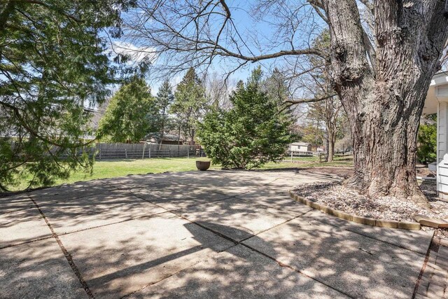 5711 Pheasant Hill Rd, Monona, WI 53716