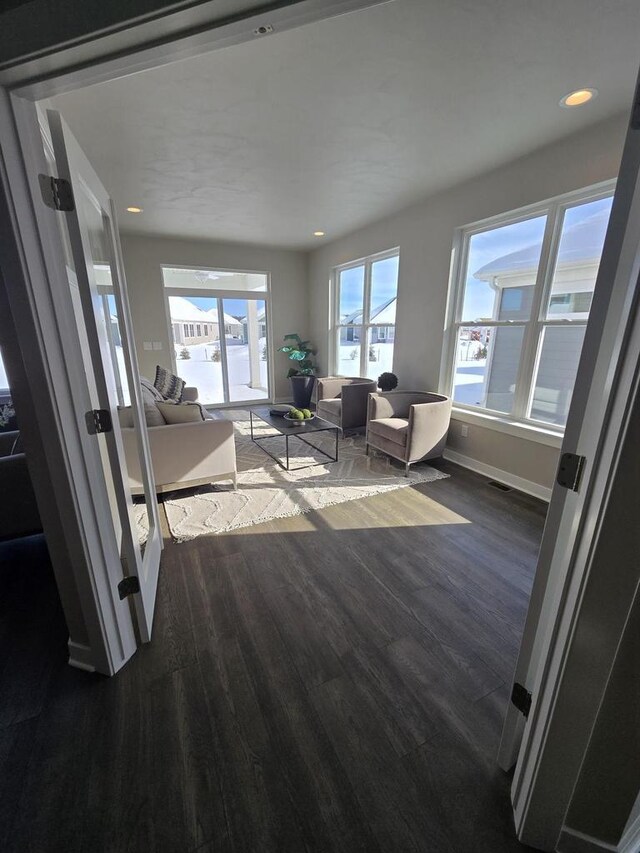 5684 N Kestrel Cir, Appleton, WI 54913 - view of unfurnished sunroom