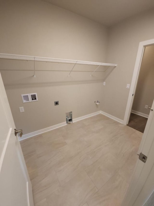 5684 N Kestrel Cir, Appleton, WI 54913 - washroom featuring hookup for a gas dryer, washer hookup, baseboards, laundry area, and hookup for an electric dryer
