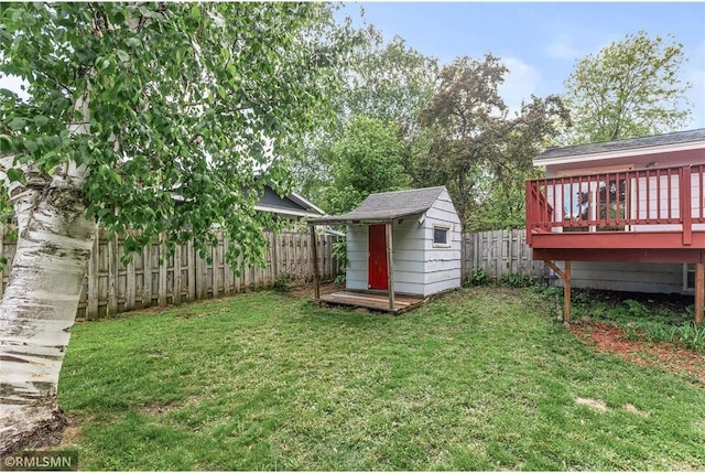 806 Oak Ridge Dr, Osceola, WI 54020 - view of yard with a wooden deck
