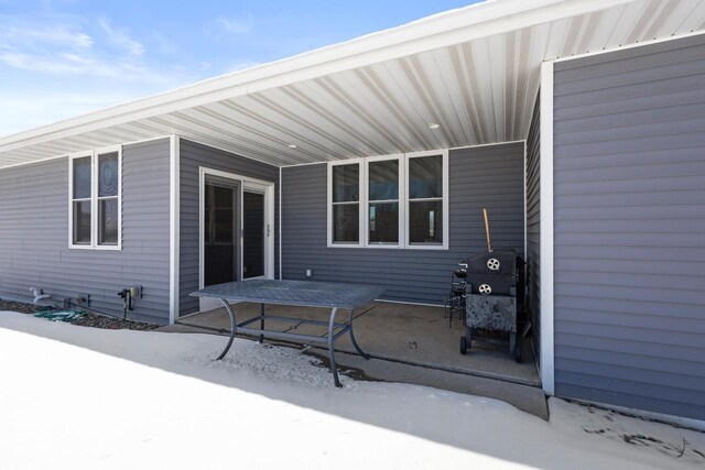 8464 County Rd S, Pulaski, WI 54162 - view of patio / terrace