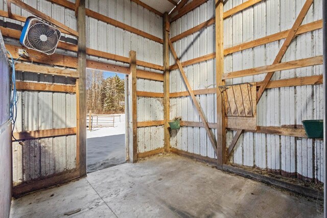 8464 County Rd S, Pulaski, WI 54162 - interior space
