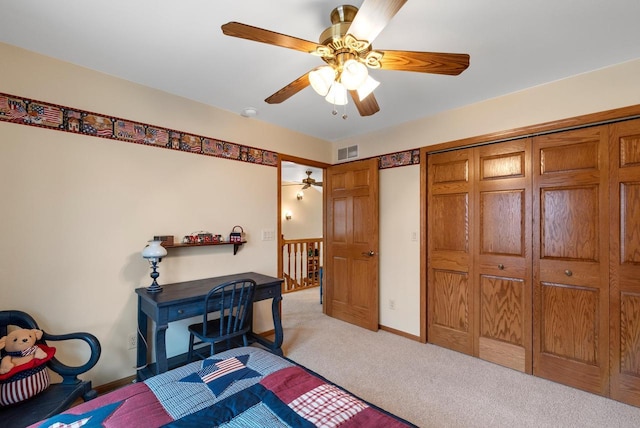 N8891 Gladstone Beach Rd, Fond Du Lac, WI 54937 - bedroom featuring ceiling fan, visible vents, carpet floors, baseboards, and a closet