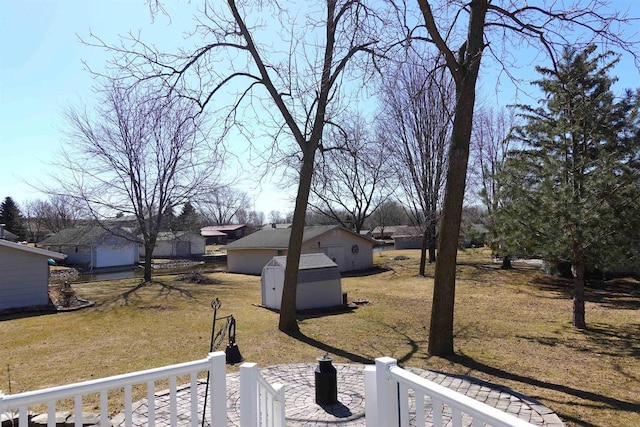 N8891 Gladstone Beach Rd, Fond Du Lac, WI 54937 - view of yard featuring a storage shed and an outdoor structure