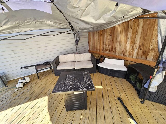 233 Highland St, Belmont, WI 53510 - view of deck