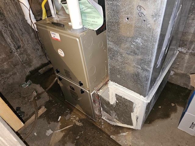 233 Highland St, Belmont, WI 53510 - utility room featuring heating unit