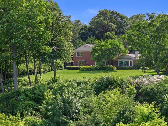 4696 N Lake Dr, Whitefish Bay, WI 53211 - view of yard