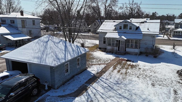 813 Main St, Black River Falls, WI 54615 - snowy aerial view featuring a residential view