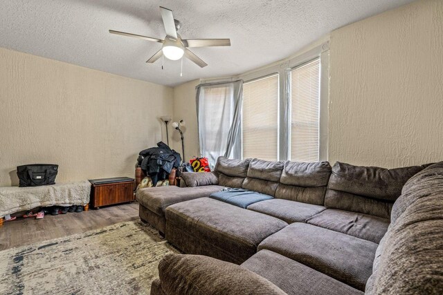 353 E Becher St, Milwaukee, WI 53207