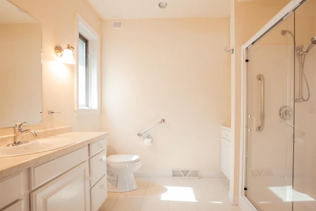 full bathroom with a stall shower, a wealth of natural light, and visible vents