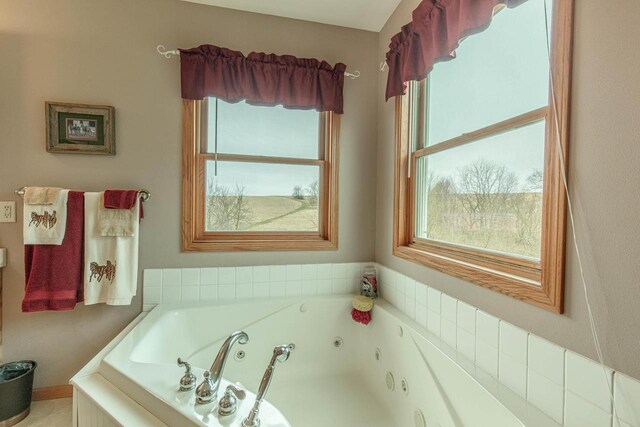 5995 Section Line Rd, Dodgeville, WI 53533 - full bathroom with a jetted tub