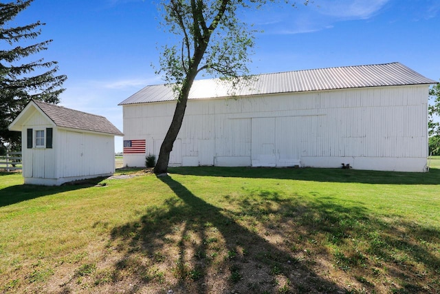 W512 Hafs Rd, Genoa City, WI 53128 - view of yard featuring an outbuilding