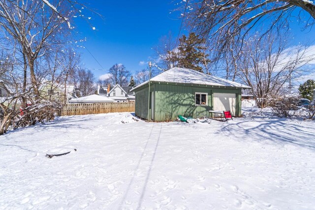 516 Hamilton St, Wausau, WI 54403 - exterior space featuring an outbuilding and fence