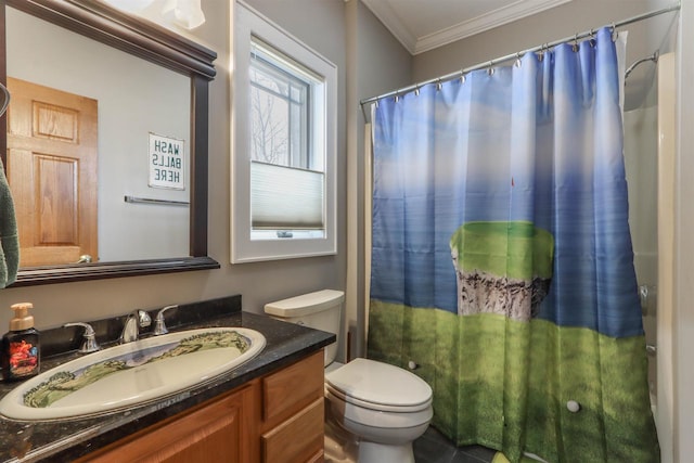 1579 Foxfire Ct, Waupaca, WI 54981 - full bathroom with toilet, crown molding, vanity, and curtained shower