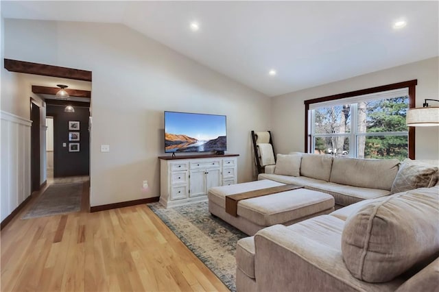820 Rusty Ct, Altoona, WI 54720 - living area featuring lofted ceiling, light wood-type flooring, recessed lighting, and baseboards
